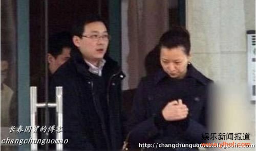 央视一姐董卿婚期临近? 被传秘密交往数年